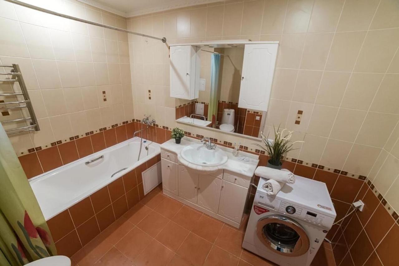 Appartement Manica Mega Towers à Almaty Extérieur photo