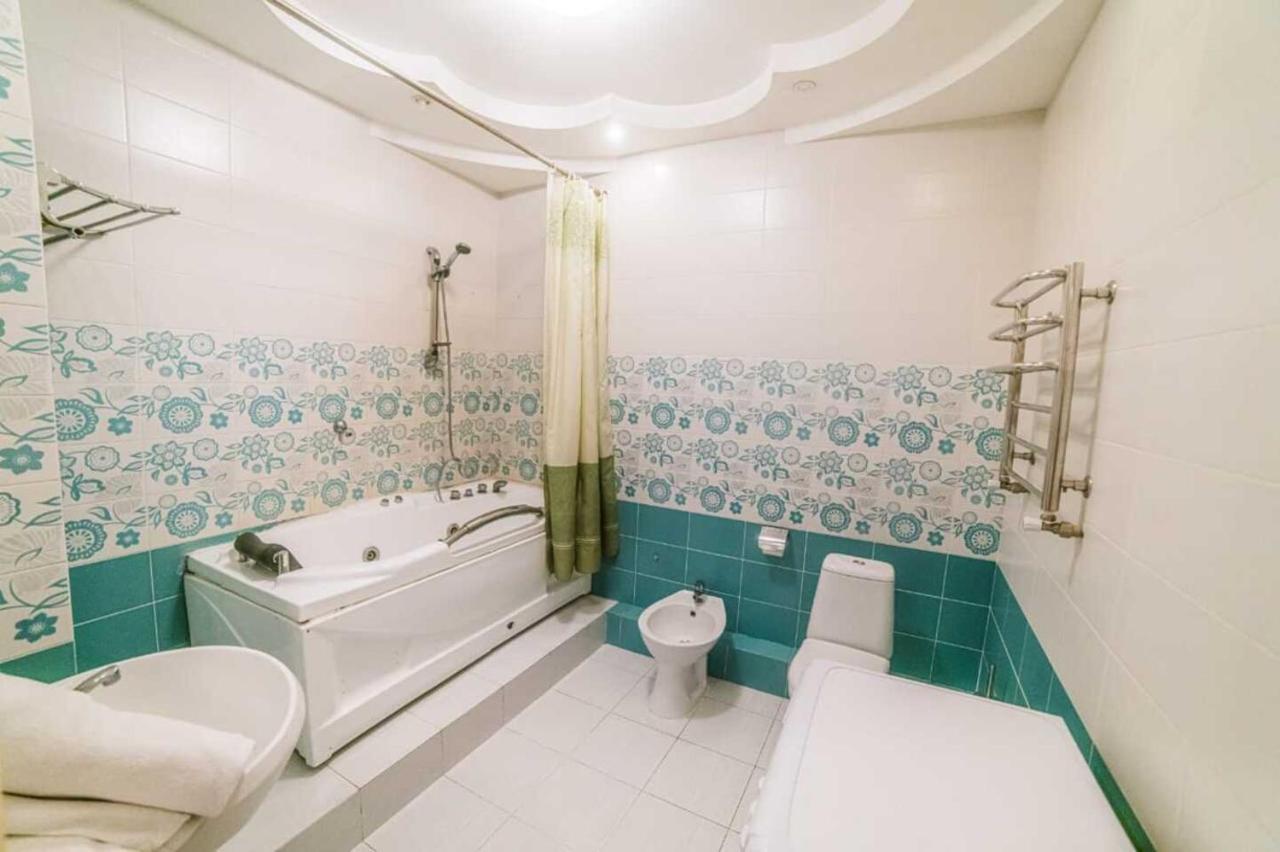 Appartement Manica Mega Towers à Almaty Extérieur photo