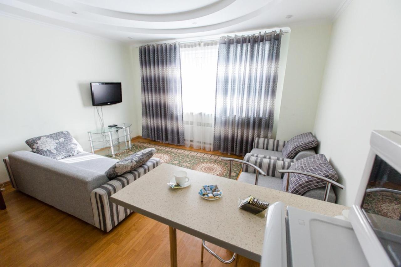 Appartement Manica Mega Towers à Almaty Extérieur photo