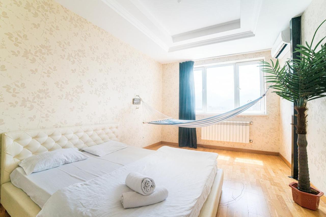 Appartement Manica Mega Towers à Almaty Extérieur photo